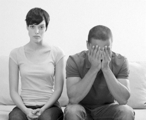 Ly hôn vừa nuôi con, vừa phải cấp dưỡng cho chồng?